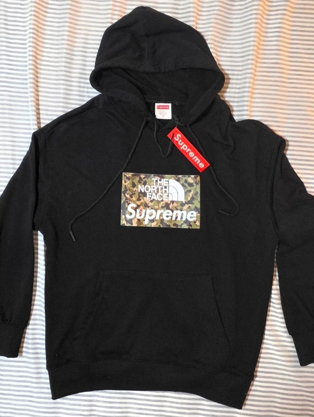 SUPREME X THE NORTH FACE hoodie